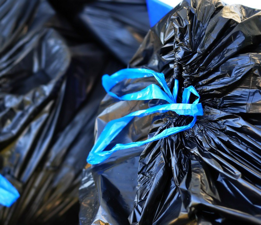 Z czego są wykonywane biodegradowalne worki na śmieci?